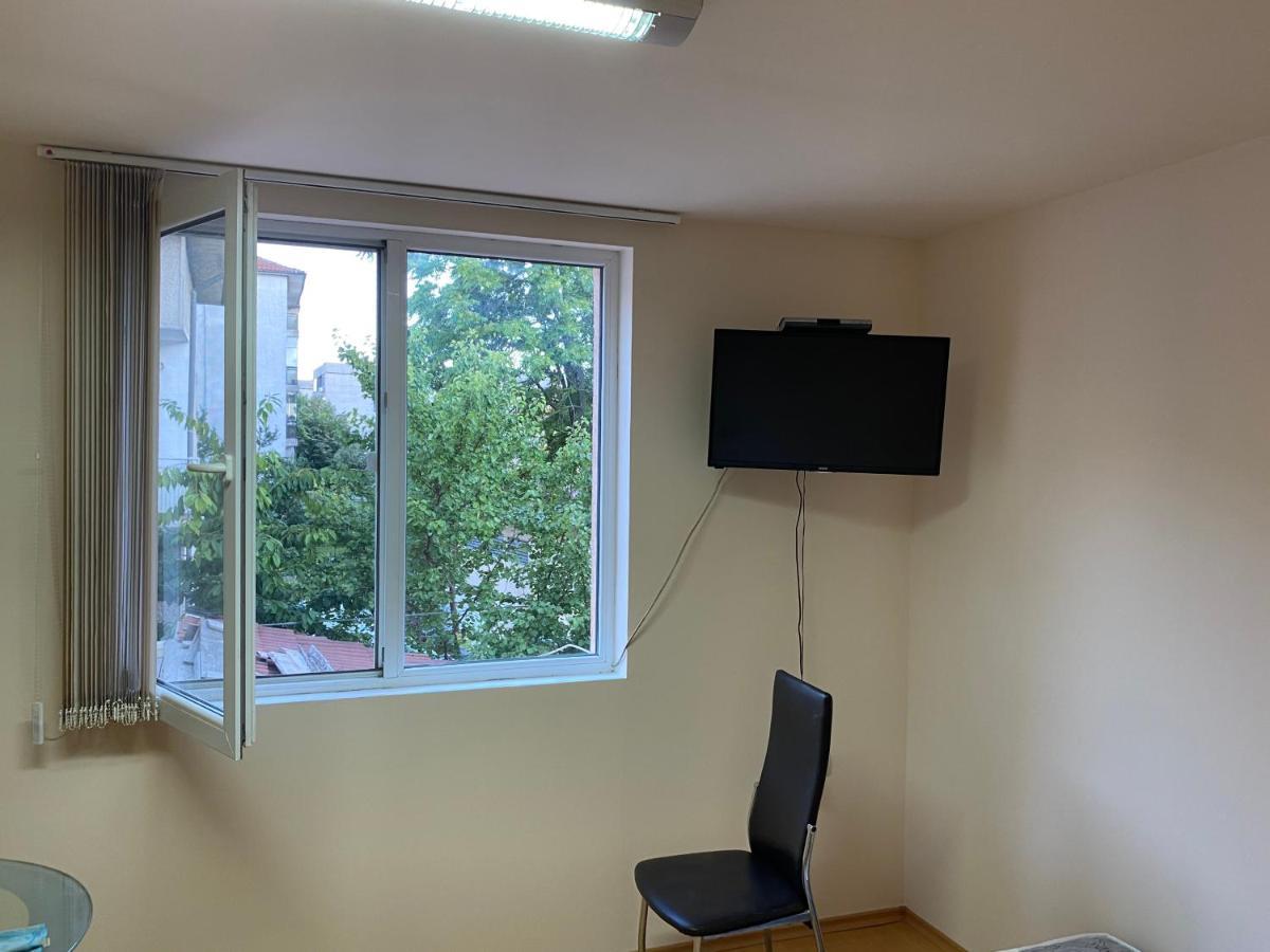 Стаи За Гости Маринови Provadiya Luaran gambar